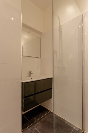 Medium property photo - Hoenderloostraat 94, 2573 RP Den Haag